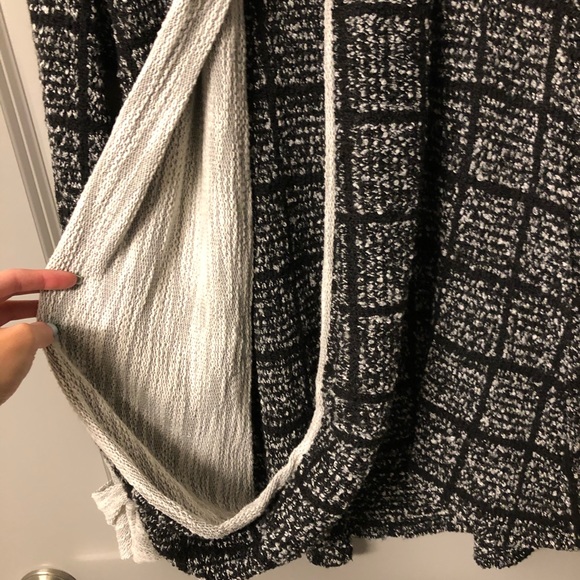 Sweater with matching scarf - Picture 2 of 3